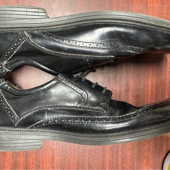 Croft & Borrow Classic Black Wingtip Oxford Dress Shoes sz 13 - Picture 2 of 4